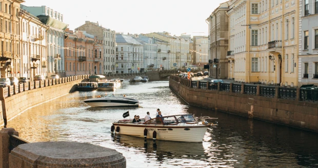 Voyages in St. Petersburg
