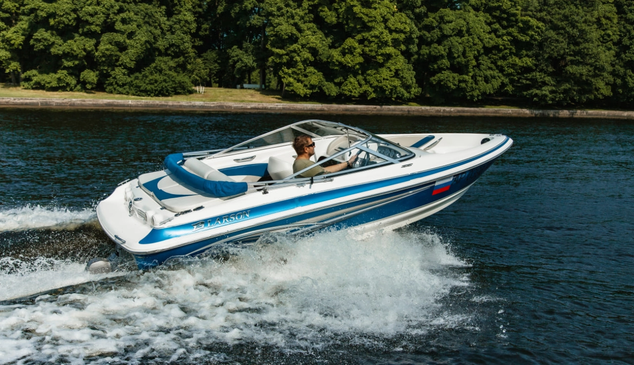 Speedboat Larson 180